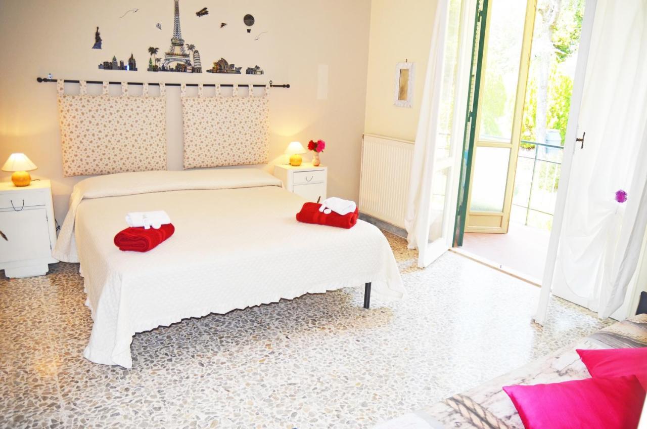 Bed And Breakfast Romantica Evasione Sutri Buitenkant foto