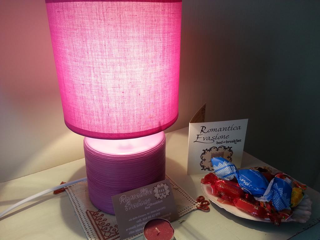 Bed And Breakfast Romantica Evasione Sutri Kamer foto