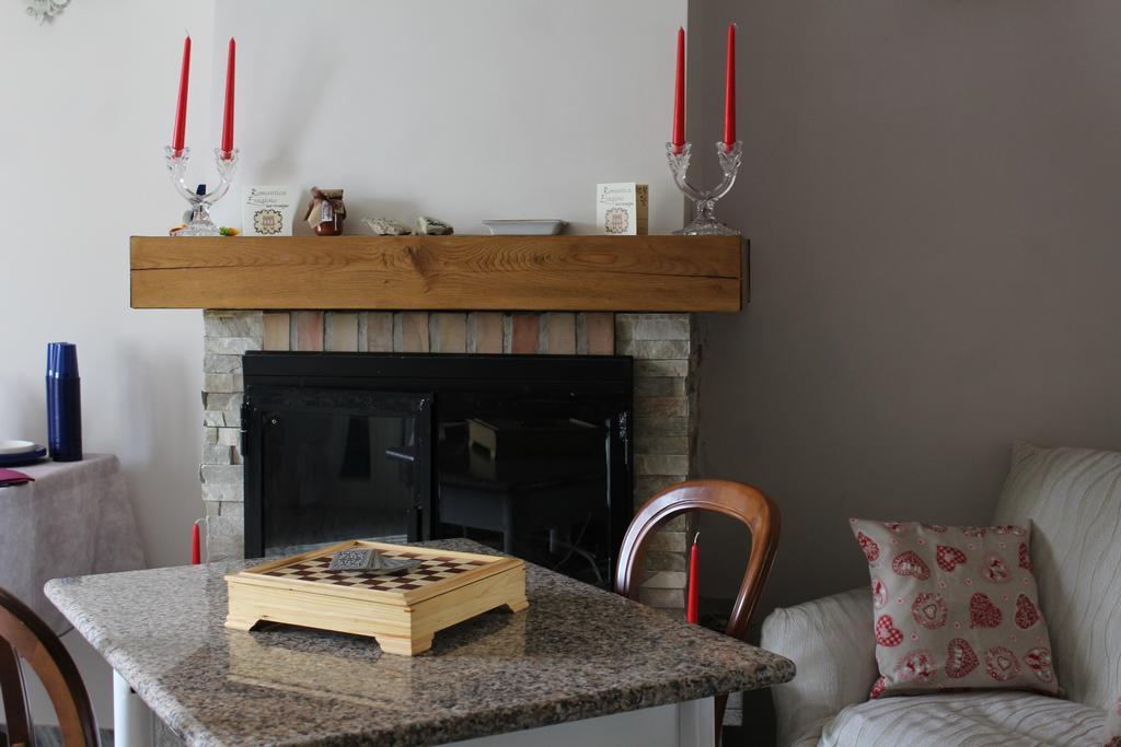 Bed And Breakfast Romantica Evasione Sutri Buitenkant foto