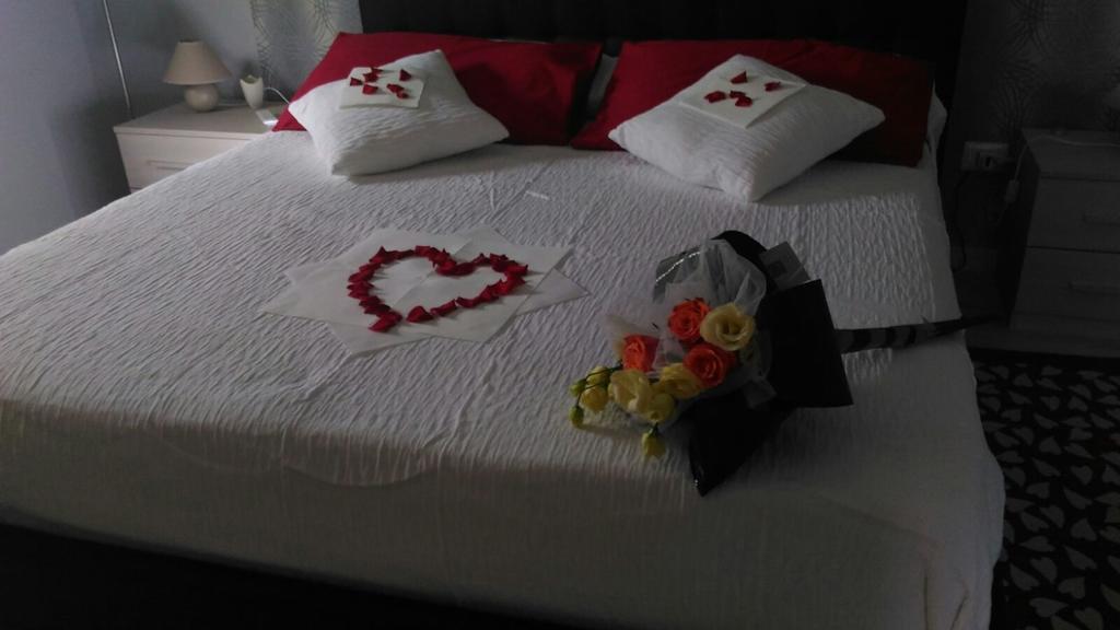 Bed And Breakfast Romantica Evasione Sutri Buitenkant foto