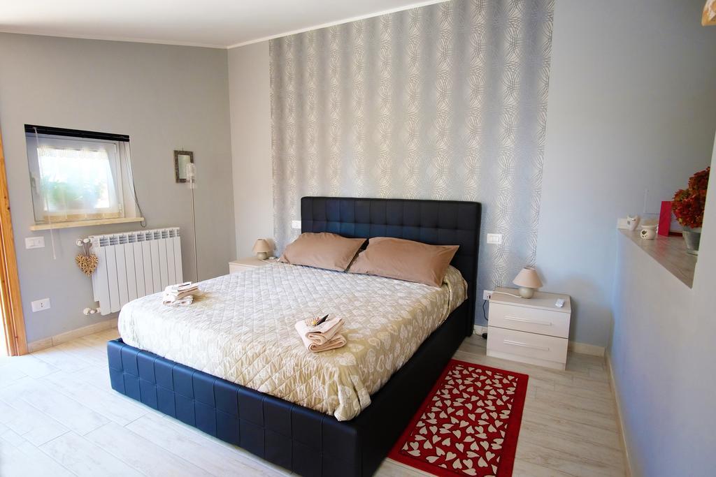 Bed And Breakfast Romantica Evasione Sutri Buitenkant foto