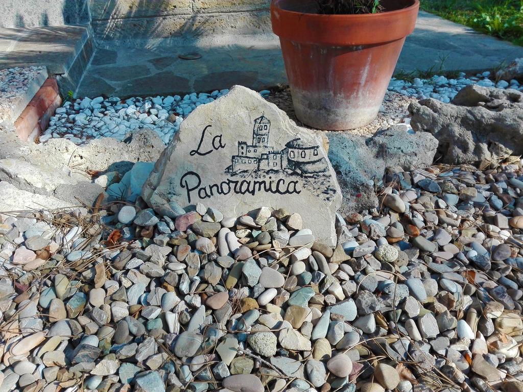Bed And Breakfast Romantica Evasione Sutri Buitenkant foto